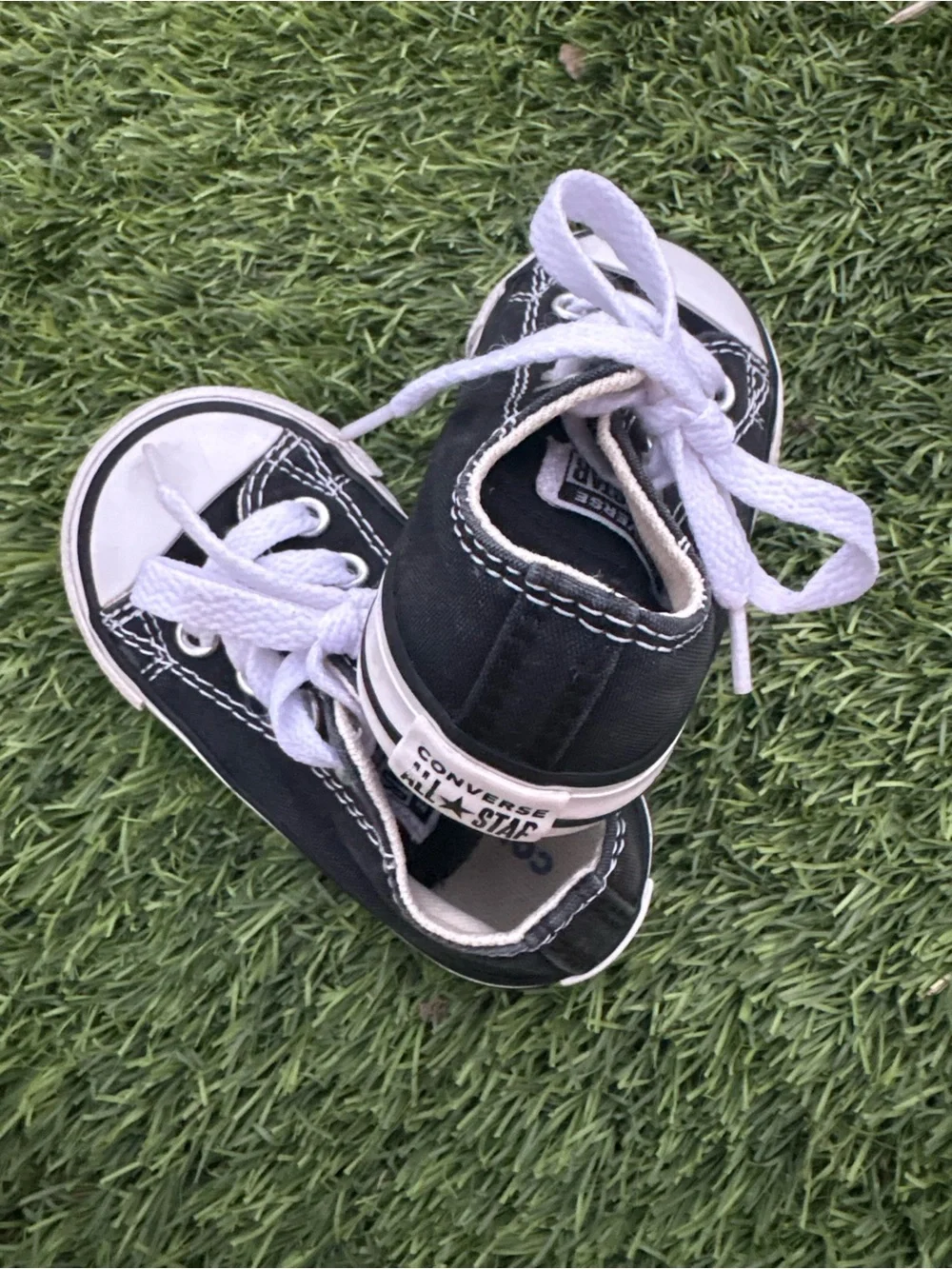 Converse stylish low